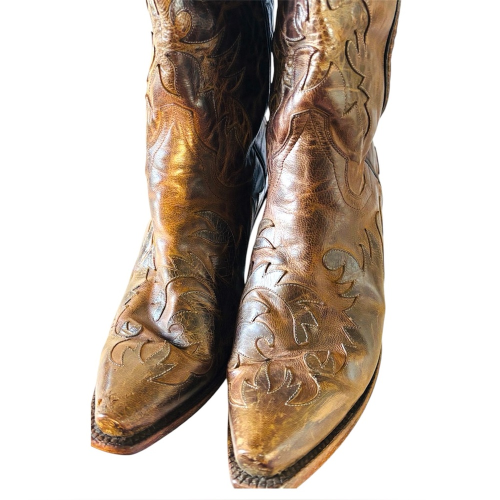 Dan Post Brown Leather Cowboy Boots. Unisex boots Men’s size 7 Women’s size 9